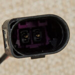 VAG Pigtail Connector 1J0973802 for Audi, VW, Skoda - 2 Pin Connector for Horn/Washer - Image 2